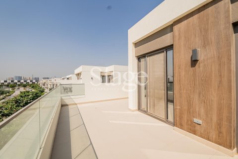 Villa in Aura, Tilal Al Ghaf, Dubai 4 bedrooms, 226 sq.m. № 64547 - photo 29