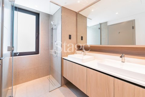 Villa in Aura, Tilal Al Ghaf, Dubai 4 bedrooms, 226 sq.m. № 64547 - photo 25