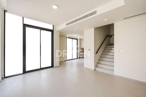Villa in EMAAR South, Dubai South (Dubai World Central), Dubai 4 bedrooms, 519.79 sq.m. № 140996 - photo 3