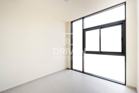 Villa in EMAAR South, Dubai South (Dubai World Central), Dubai 4 bedrooms, 519.79 sq.m. № 140996 - photo 11