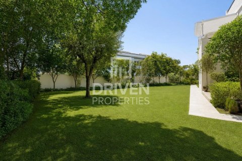 Villa in The Villa, Dubai 4 bedrooms, 1357.5 sq.m. № 140989 - photo 29