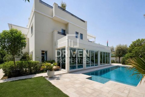 Villa in The Villa, Dubai 4 bedrooms, 1357.5 sq.m. № 140989 - photo 28