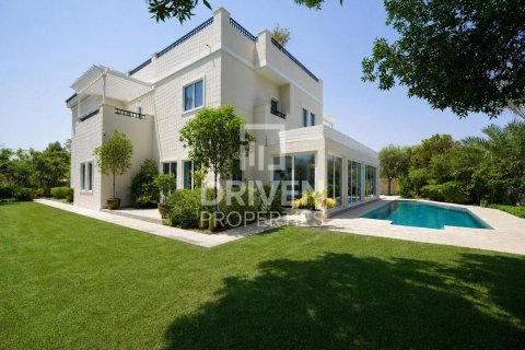 Villa in The Villa, Dubai 4 bedrooms, 1357.5 sq.m. № 140989 - photo 2