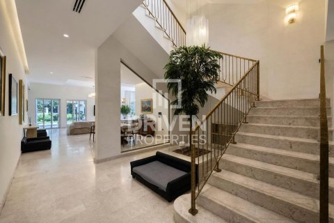 Villa in The Villa, Dubai 4 bedrooms, 1357.5 sq.m. № 140989 - photo 4