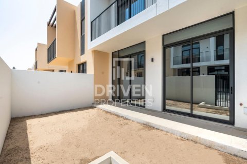 Villa in EMAAR South, Dubai South (Dubai World Central), Dubai 3 bedrooms, 137.78 sq.m. № 140998 - photo 17