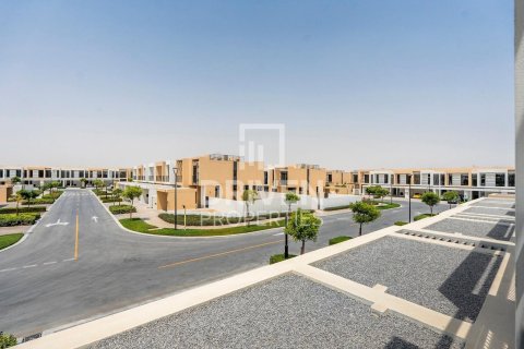 Villa in EMAAR South, Dubai South (Dubai World Central), Dubai 3 bedrooms, 137.78 sq.m. № 140998 - photo 14