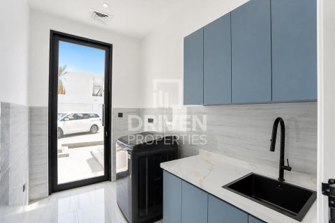 Villa in Jasmine Leaf, Al Barari, Dubai 6 bedrooms, 1902.84 sq.m. № 140987 - photo 24