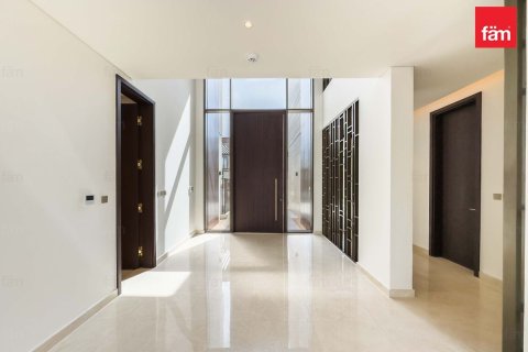 Villa in Dubai Hills Estate, Dubai 5 bedrooms, 660 sq.m. № 69662 - photo 4
