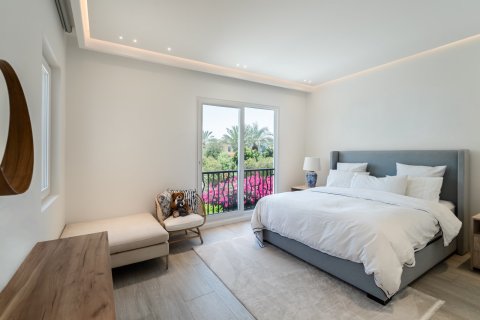 Townhouse in Dubai 3 bedrooms, 225 sq.m. № 134121 - photo 13