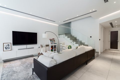 Townhouse in Dubai 3 bedrooms, 225 sq.m. № 134121 - photo 26