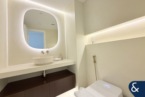 Apartment in Downtown Dubai (Downtown Burj Dubai), Dubai 1 bedroom, 82 sq.m. № 75873 - photo 12