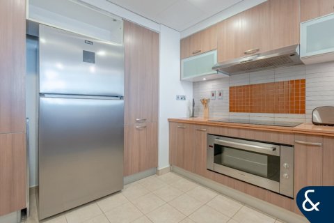 Купить квартиру в Marina Residences, Пальма Джумейра, Дубай: 3 спальни, 226м², № 75877 - фото 17