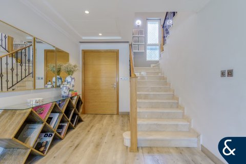 Купить виллу в Regional, Jumeirah Park, Дубай: 3 спальни, 285м², № 75874 - фото 8