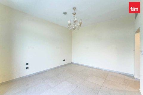 Снять в аренду квартиру в Дубае: 2 спальни, 142.5м², № 60191 - фото 11