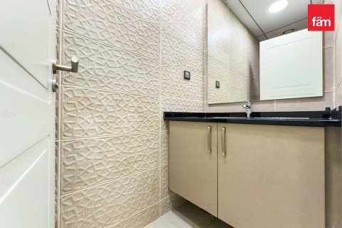 Снять в аренду квартиру в Дубае: 2 спальни, 142.5м², № 60191 - фото 23