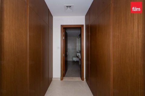 Apartment in Al Wasl, Dubai 2 bedrooms, 131.3 sq.m. № 60196 - photo 17