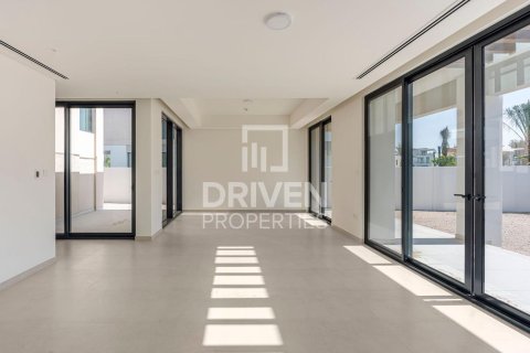 Villa à Arabian Ranches 3, Dubai, 4 chambres, 521 m², № 87665 - photo 2