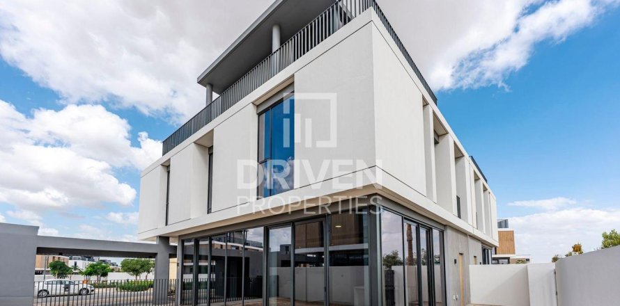 Villa in Arabian Ranches 3, Dubai 4 bedrooms, 287 sq.m. № 87658