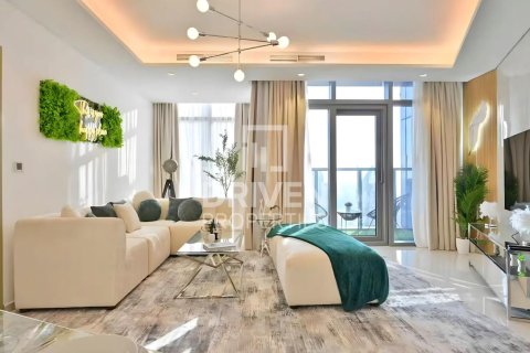 Apartment in Paramount Tower Hotel & Residences, Business Bay, Dubai 2 bedrooms, 122.72 sq.m. № 136673 - photo 6