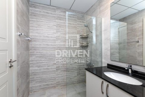 Apartment in Meydan, Dubai 2 bedrooms, 142.61 sq.m. № 136679 - photo 17