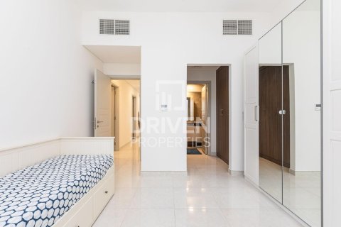 Apartment in Meydan, Dubai 2 bedrooms, 142.61 sq.m. № 136679 - photo 5