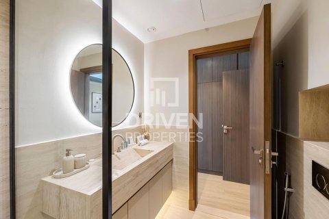 Apartment in Al Wasl, Dubai 3 bedrooms, 186.55 sq.m. № 136671 - photo 14