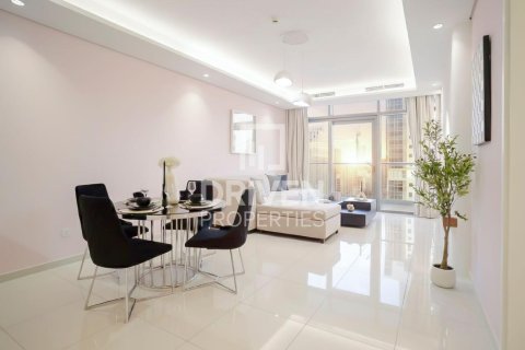 Apartment in Paramount Tower Hotel & Residences, Business Bay, Dubai 2 bedrooms, 122.72 sq.m. № 136670 - photo 2