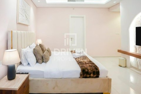 Apartment in Paramount Tower Hotel & Residences, Business Bay, Dubai 2 bedrooms, 122.72 sq.m. № 136670 - photo 4