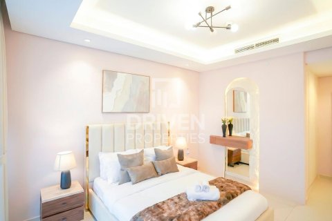 Apartment in Paramount Tower Hotel & Residences, Business Bay, Dubai 2 bedrooms, 122.72 sq.m. № 136670 - photo 10
