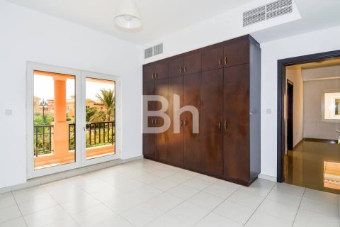 Villa in The Villa, Dubai 5 bedrooms, 334 sq.m. № 56272 - photo 8
