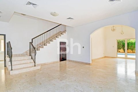 Villa in The Villa, Dubai 5 bedrooms, 334 sq.m. № 56272 - photo 15