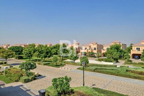 Villa in The Villa, Dubai 5 bedrooms, 334 sq.m. № 56272 - photo 12