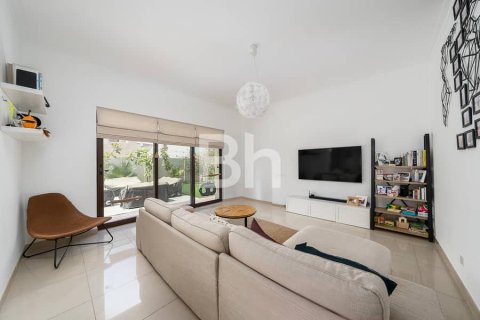 Villa in Arabian Ranches 2, Dubai 4 bedrooms, 300 sq.m. № 56271 - photo 7