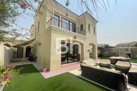 Villa in Arabian Ranches 2, Dubai 4 bedrooms, 300 sq.m. № 56271 - photo 1