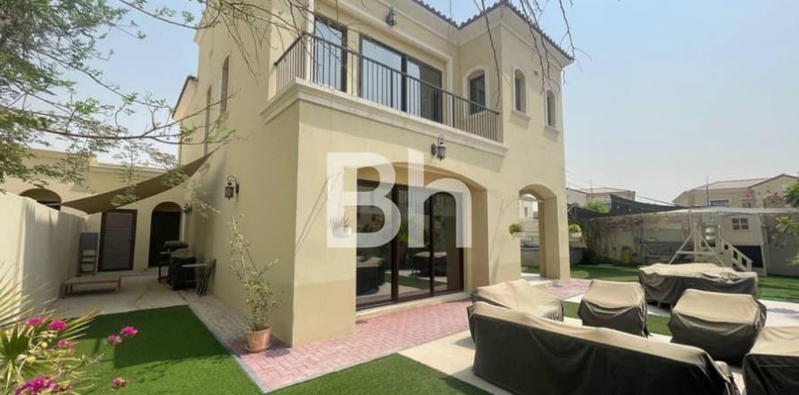 Villa in Arabian Ranches 2, Dubai 4 bedrooms, 300 sq.m. № 56271