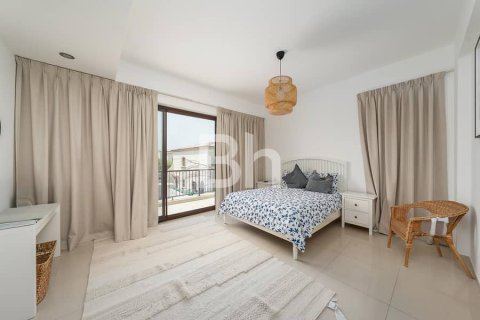 Villa in Arabian Ranches 2, Dubai 4 bedrooms, 300 sq.m. № 56271 - photo 11
