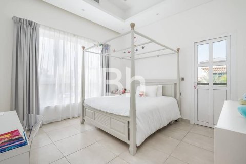 Villa in The Villa, Dubai 5 bedrooms, 639 sq.m. № 56268 - photo 7