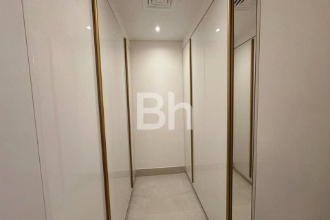 Снять в аренду виллу в Аль-Тваре, Дубай: 4 спальни, 465м², № 21199 - фото 8