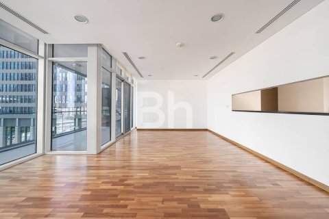 Apartamento en DIFC, Dubai, 3 dormitorios, 246 m², № 21219 - foto 1