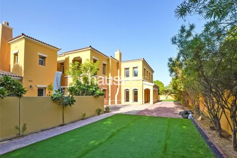 Villa in Arabian Ranches, Dubai 3 bedrooms, 273 sq.m. № 43876 - photo 11
