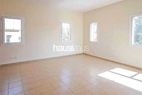 Villa in Arabian Ranches, Dubai 3 bedrooms, 273 sq.m. № 43876 - photo 7