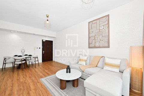 Квартира в Marina Diamonds, Дубай Марина, Дубай, 2 спальни, 100.71м², № 130024