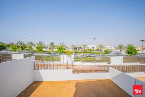 Villa in Al Furjan, Dubai 4 bedrooms, 419.6 sq.m. № 41406 - photo 12