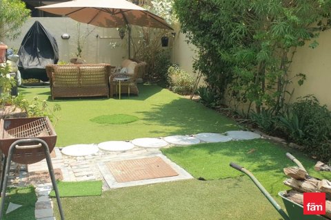 Townhouse in Dubai 3 bedrooms, 271.2 sq.m. № 41404 - photo 1