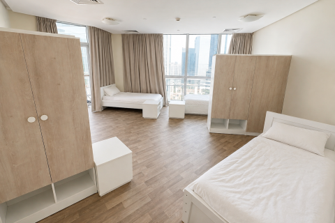 Apartment in Dubai 3 bedrooms, 201 sq.m. № 139667 - photo 2