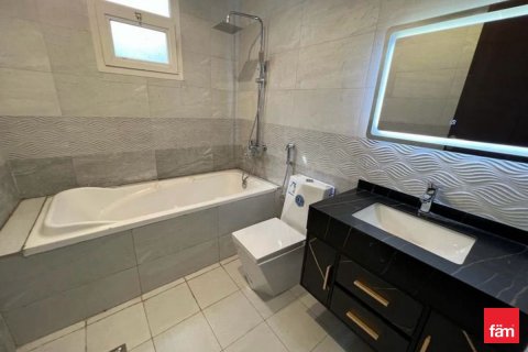 Adosado en Dubai, 4 dormitorios, 306.6 m², № 41087 - foto 10