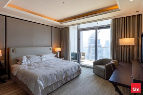 Apartment in Downtown Dubai (Downtown Burj Dubai), Dubai 3 bedrooms, 202.7 sq.m. № 49912 - photo 3