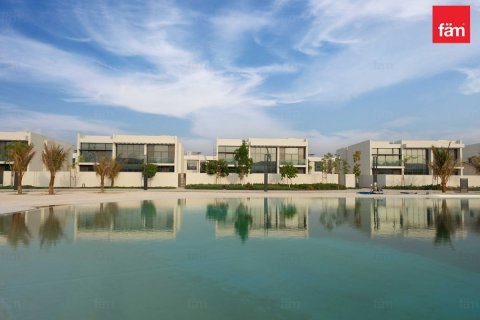 Villa in Dubai 6 bedrooms, 900 sq.m. № 49910 - photo 20