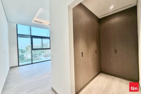 Villa in Dubai 6 bedrooms, 900 sq.m. № 49910 - photo 5