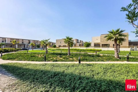 Townhouse in Dubai 4 bedrooms, 388.6 sq.m. № 49906 - photo 6